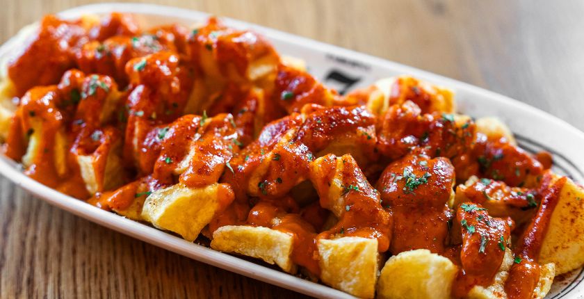 Patatas bravas in Alcalá de Henares at Taberna 7 restaurant