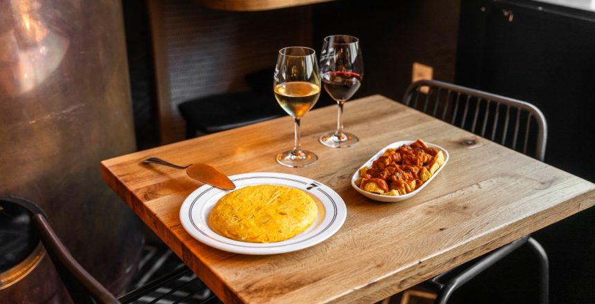 Portions and wine pairings for your Christmas dinners in Alcalá